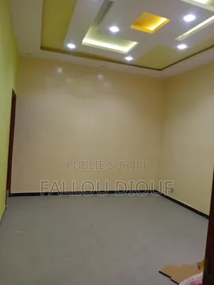 2chbre Appartement dans Rufisque à Louer