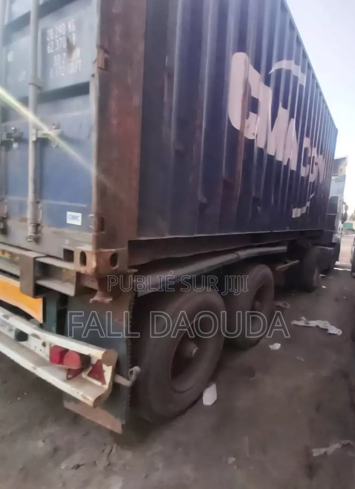 *6 Plateaux a 3millions200 Par Unité* Et Un *Hammar a 22 Millions500