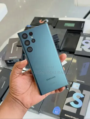 New Samsung Galaxy S22 Ultra 5G 512 GB Vert