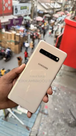 New Samsung Galaxy S10 Plus 128 GB Doré