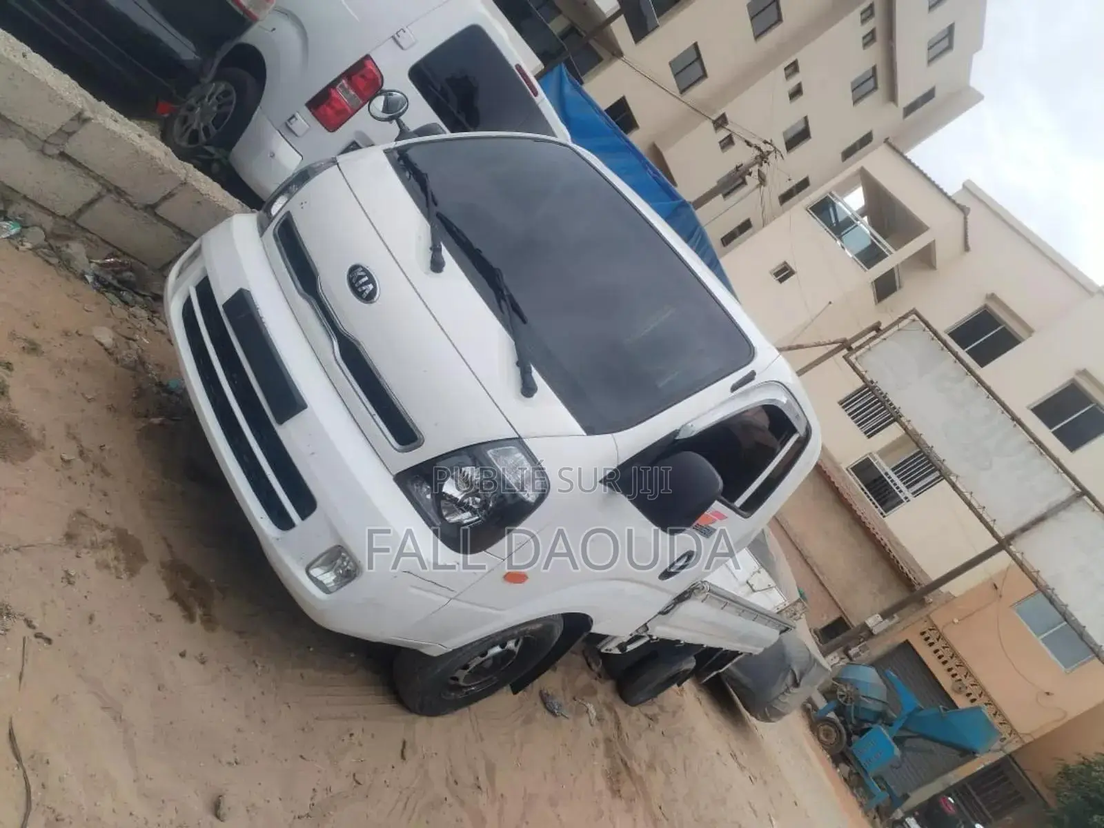 Année 2017 Automatique Diesele Intérieur Cuir Kilométrage 83136 Simle