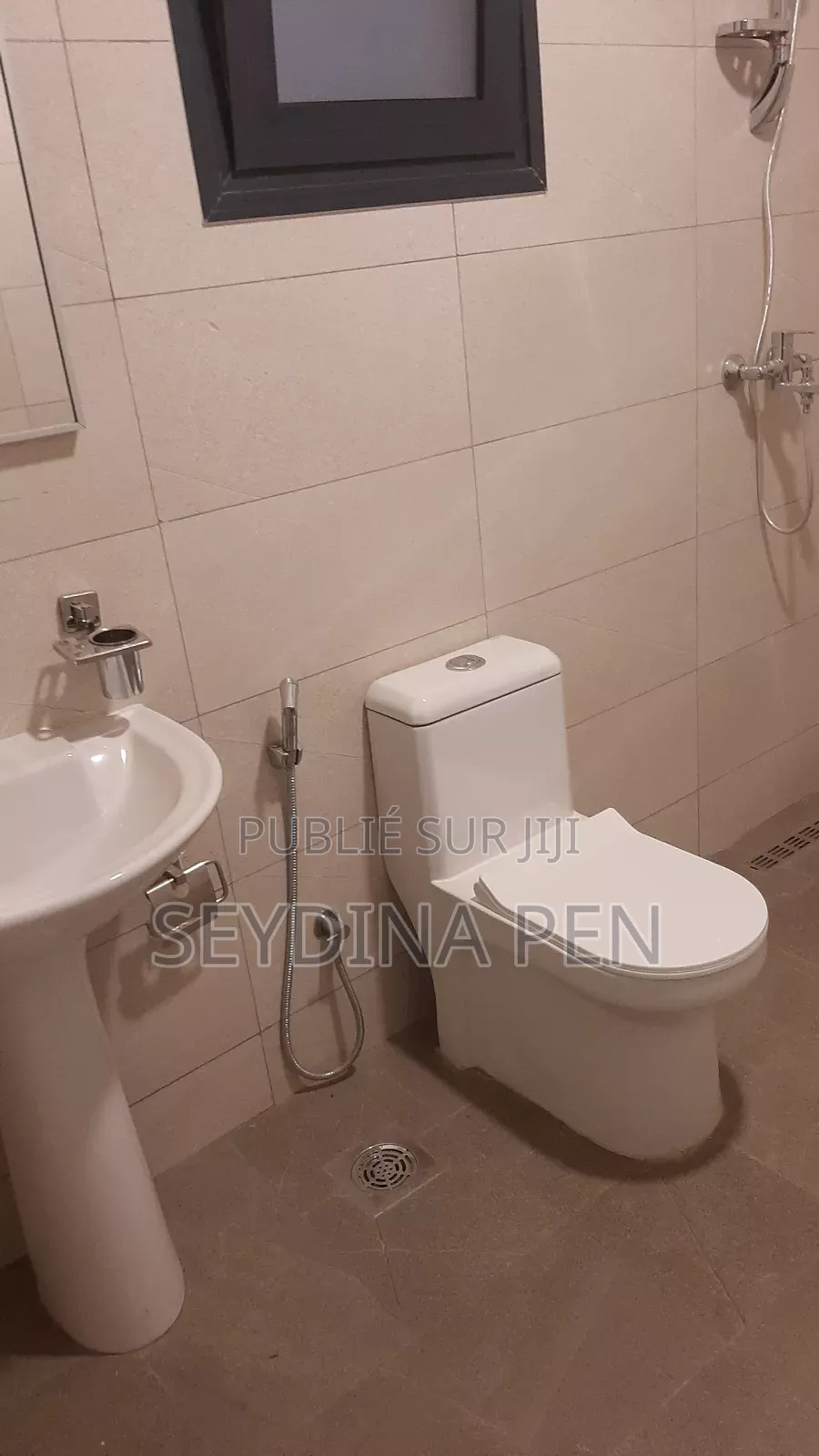 1chbre Studio dans Ocean, Yoff à Louer