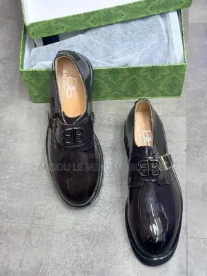 Chaussures Balenciaga Original Disponible