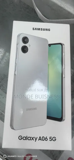 New Samsung Galaxy A06 128 GB Gris