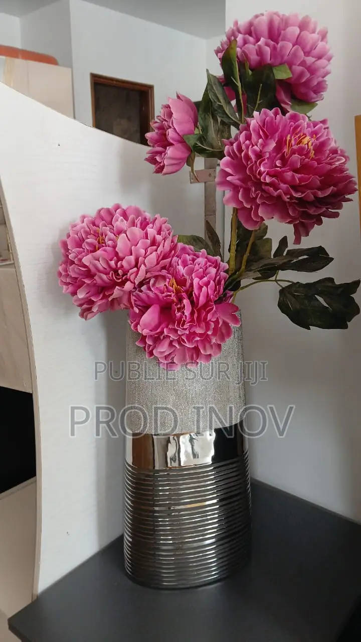 Vases Et Pots De Fleurs 26j7
