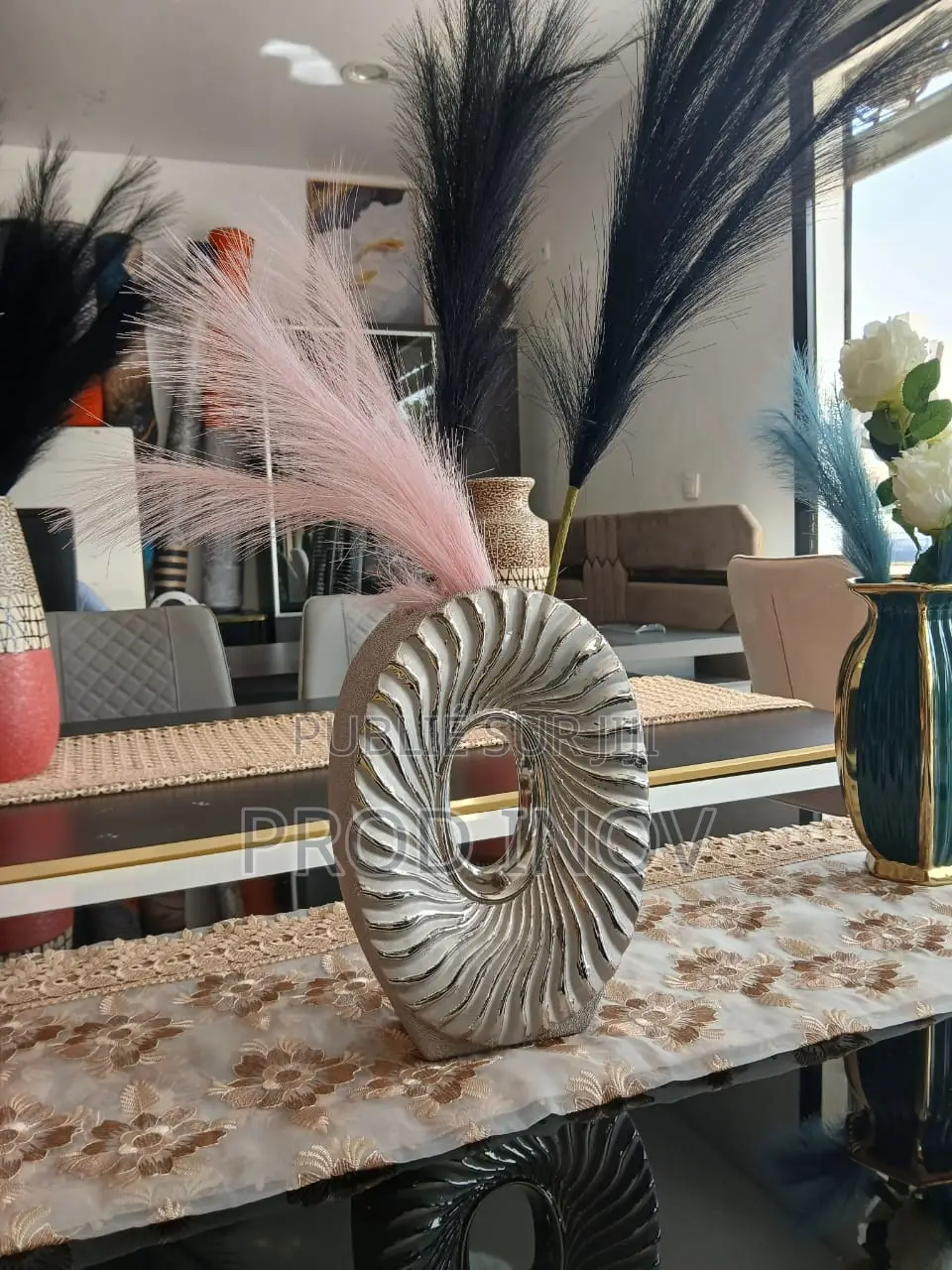 Vases Et Pots De Fleurs 26j7