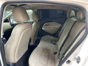 Kia Rio 2015 Blanc