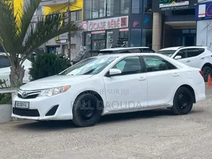 Toyota Camry 2014 Blanc