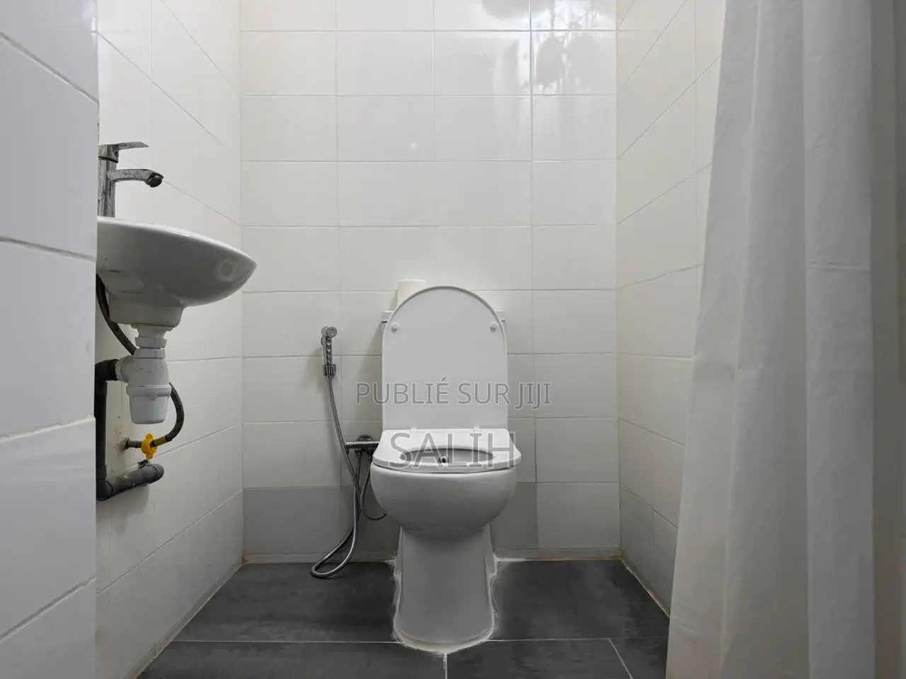 Furnished 1chbre Appartement dans Nguer, Almadies à Louer