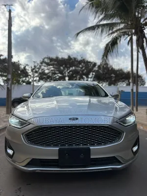 Ford Fusion 2019 Gris