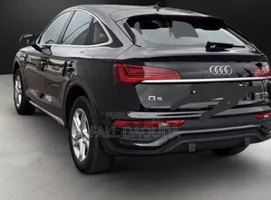 Audi Q5 2023 Black