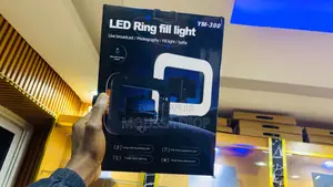 Led Light Et Support Téléphone Pour Les Lives Et Snapchat
