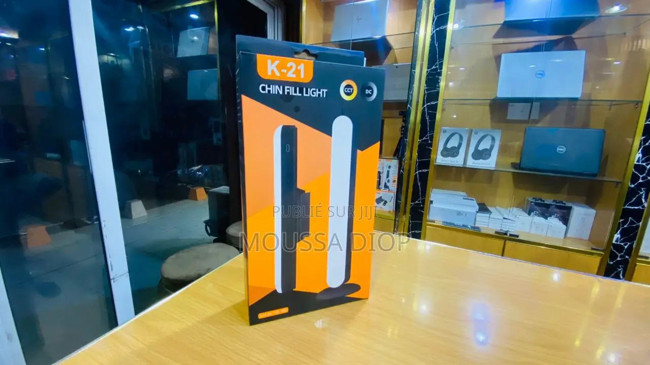 Led Light Et Support Téléphone Et Ordinateur