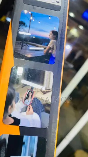 Led Light Et Support Téléphone Et Ordinateur