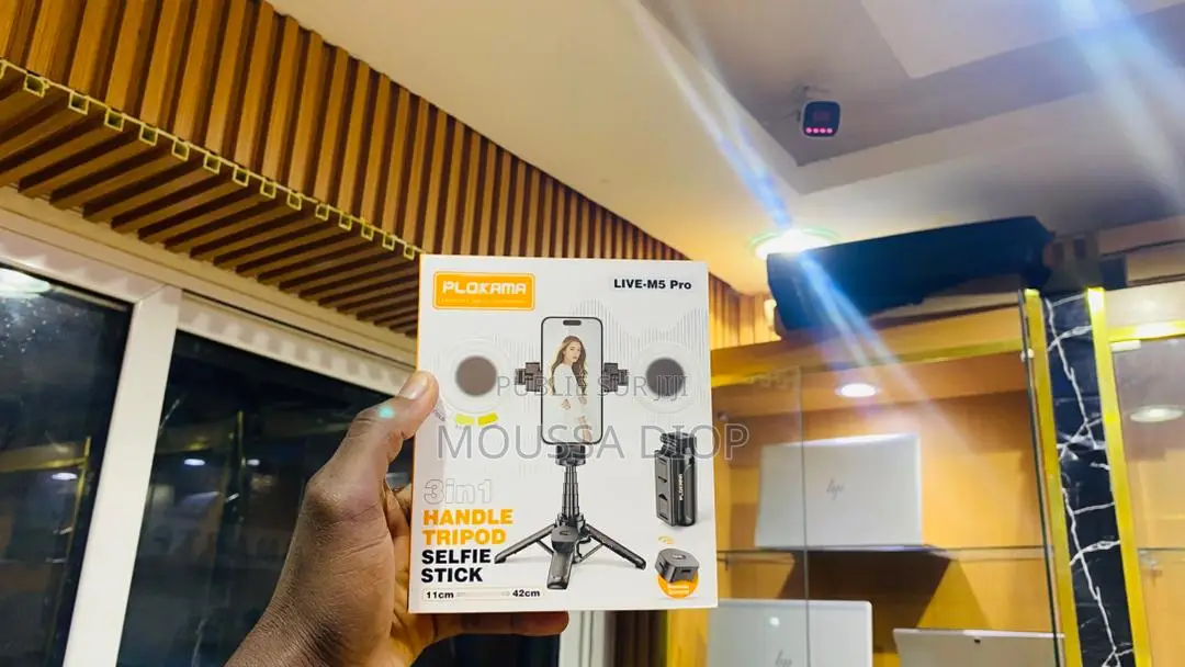 Trépied Et Light Et Support Téléphone Pour Les Lives Et Snapchat