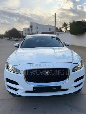 Jaguar F-Pace 20d Prestige AWD 2018 Blanc