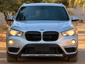 BMW X1 xDrive28i AWD 2017 Gris