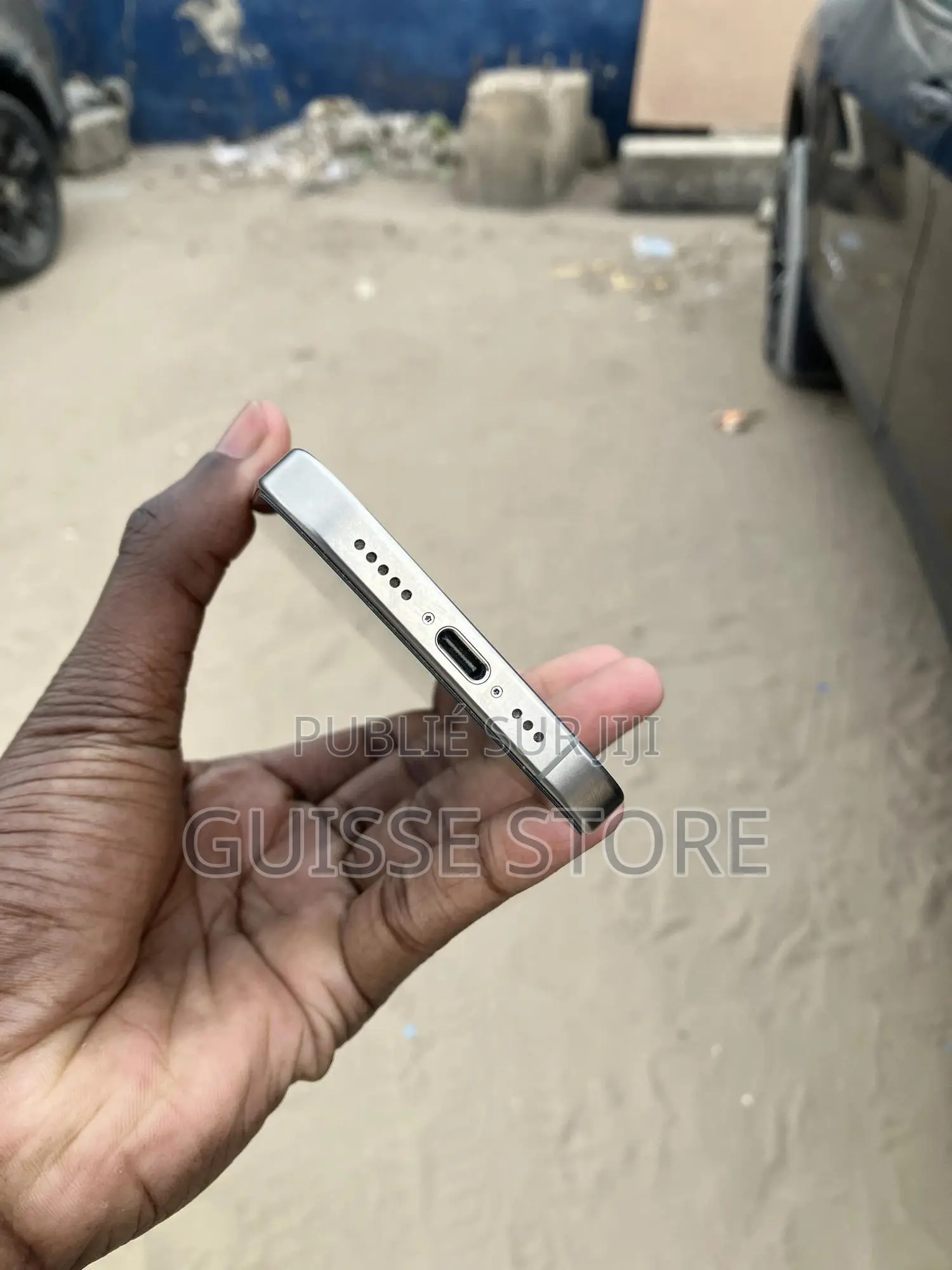 Apple iPhone 15 Pro 128 GB Doré