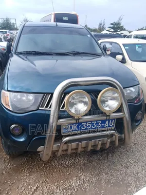 Mitsubishi L200 2006 Blue