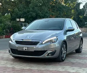Peugeot 308 2016 Gris