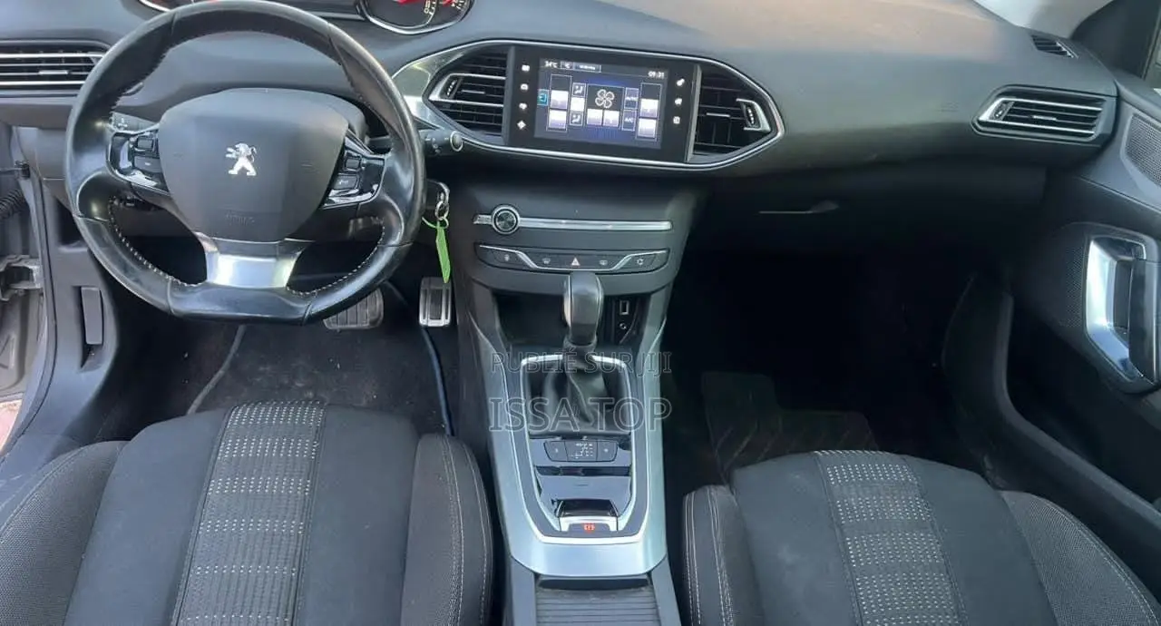 Peugeot 308 2016 Gris