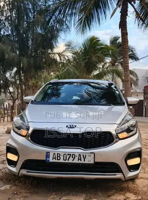 Kia Carens 2017 Gris