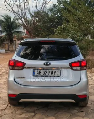 Kia Carens 2017 Gris
