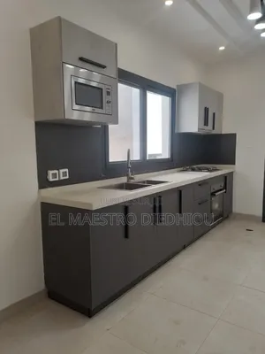 3chbre Appartement dans Appartement 3 à Louer