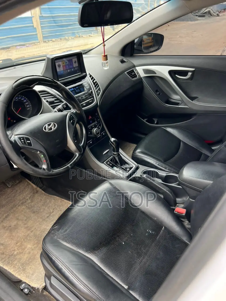 Hyundai Avante 2015 Blanc