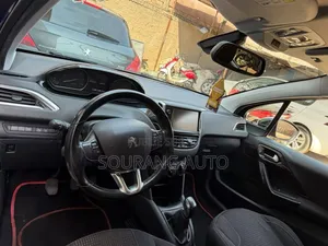 Peugeot 208 2017 Blue