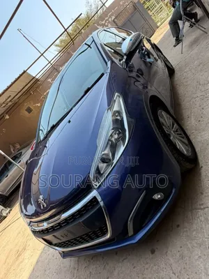 Peugeot 208 2017 Blue