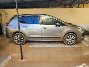 Peugeot 3008 2016 Gris