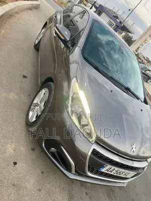 Peugeot 208 2015
