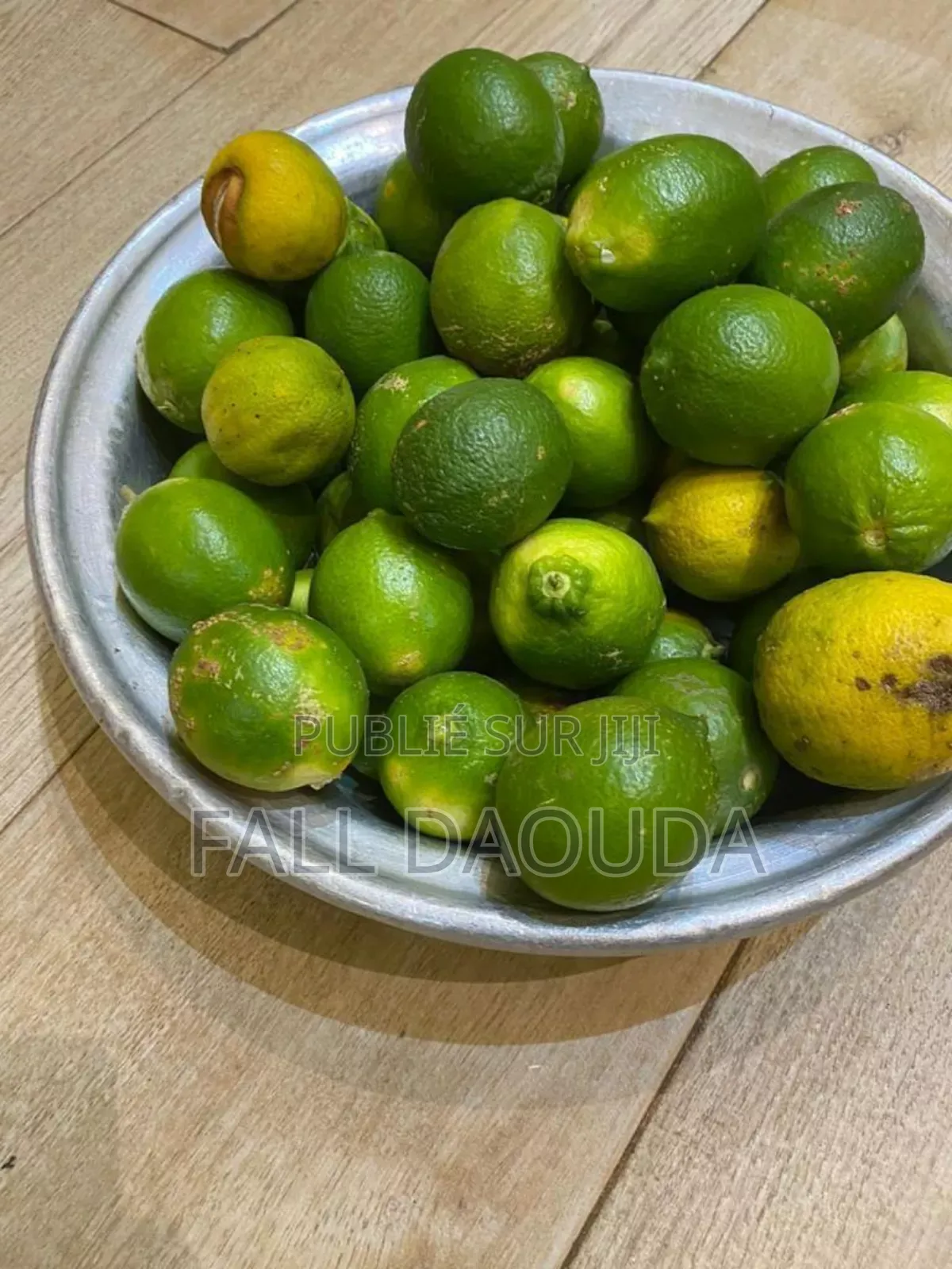 Champs À Vendre Situé Dans La Région De Thiès