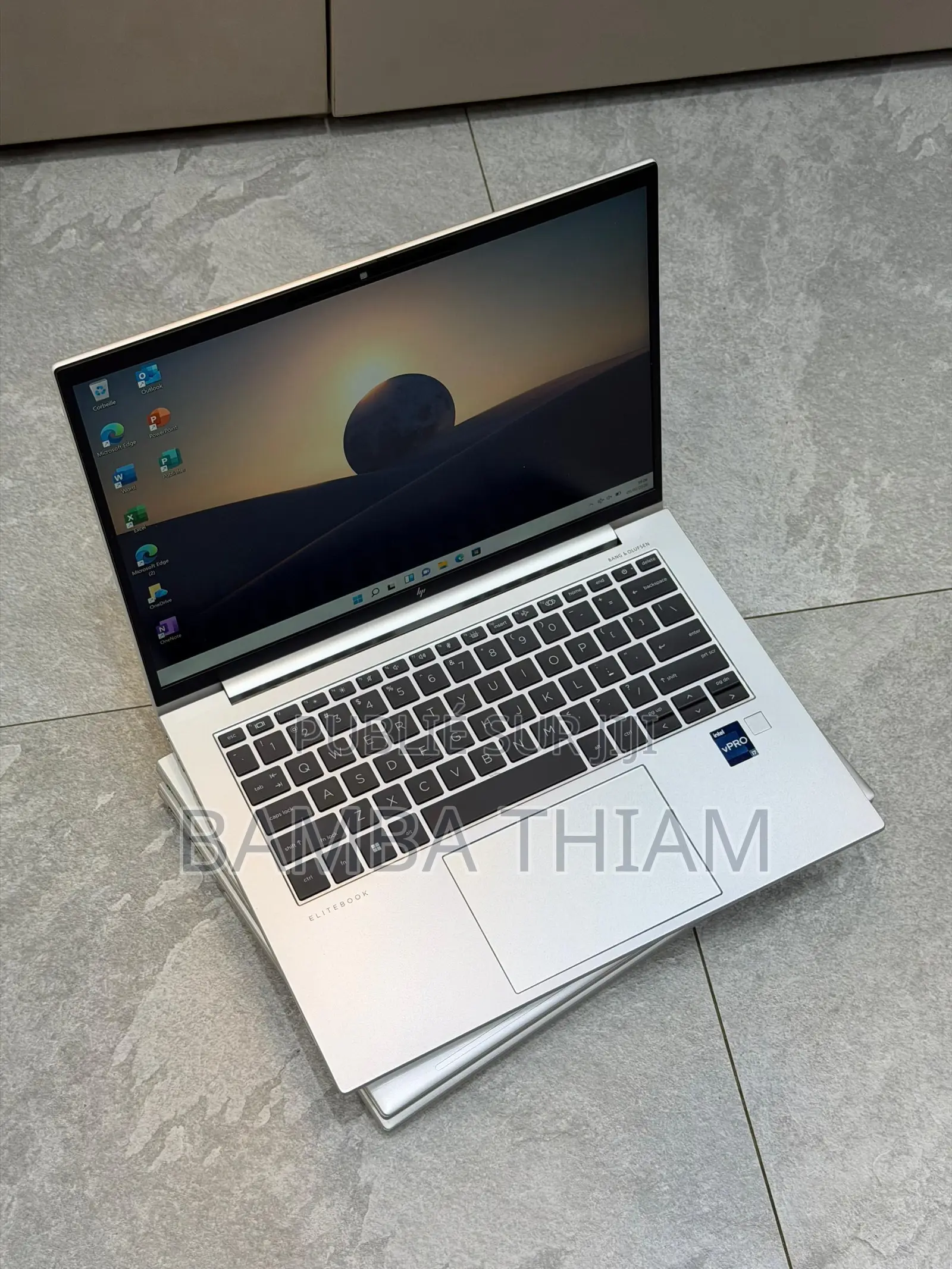 New HP EliteBook 840 G9 16GB Intel Core I7 SSD 512GB