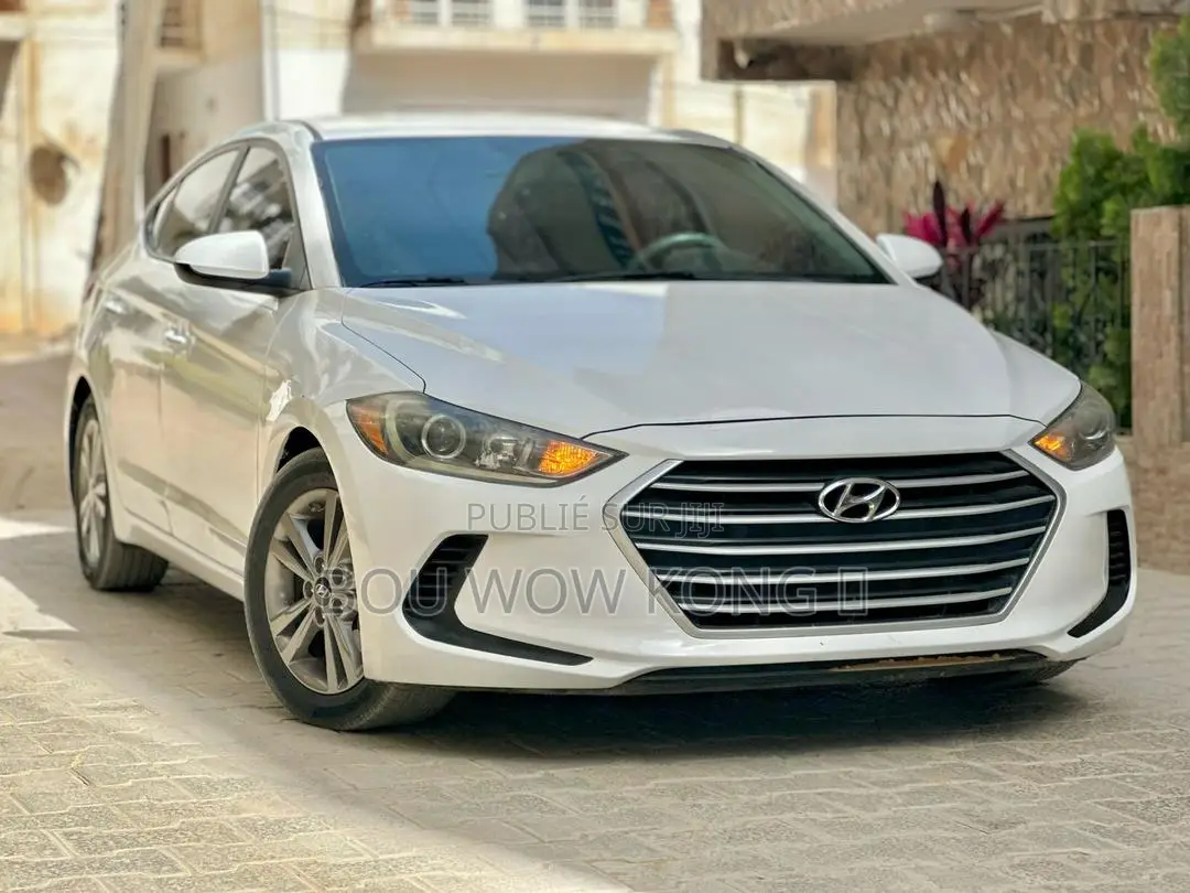 Hyundai Elantra Limited 2018 Blanc