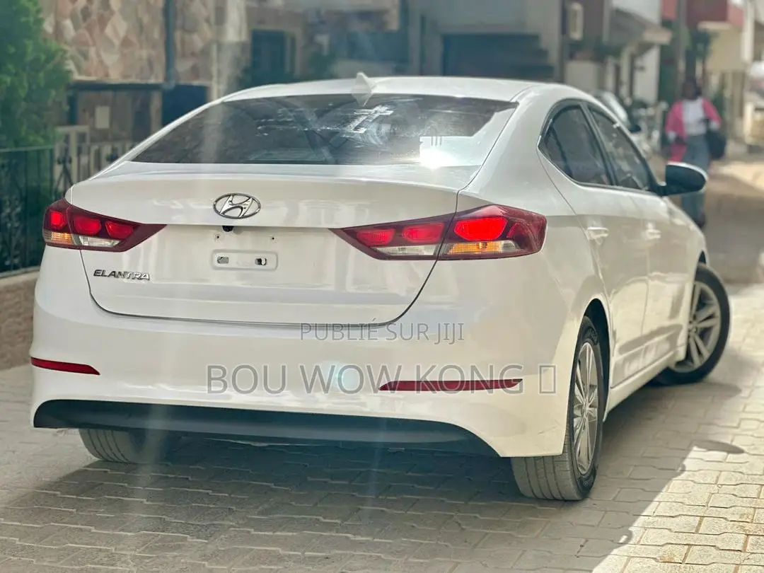 Hyundai Elantra Limited 2018 Blanc