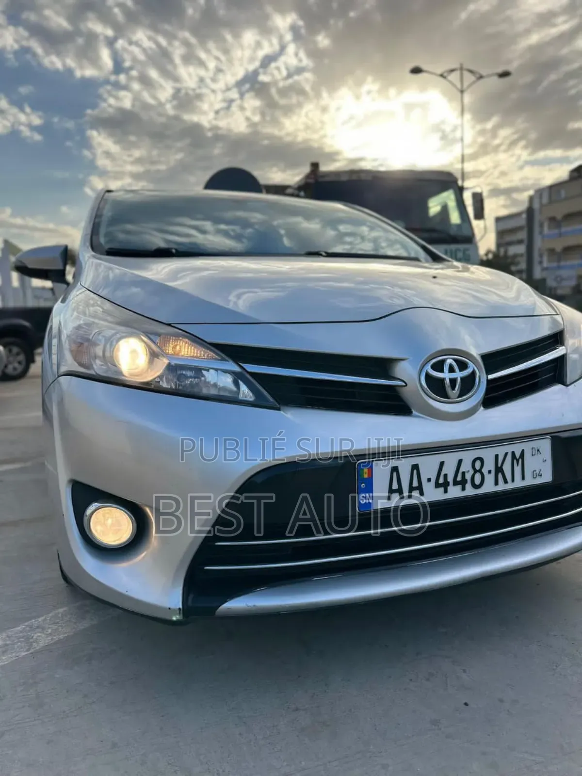 Toyota Verso 2016 Gris