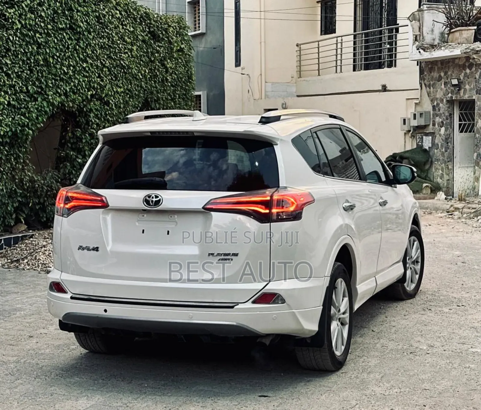 Toyota RAV4 2018 Blanc