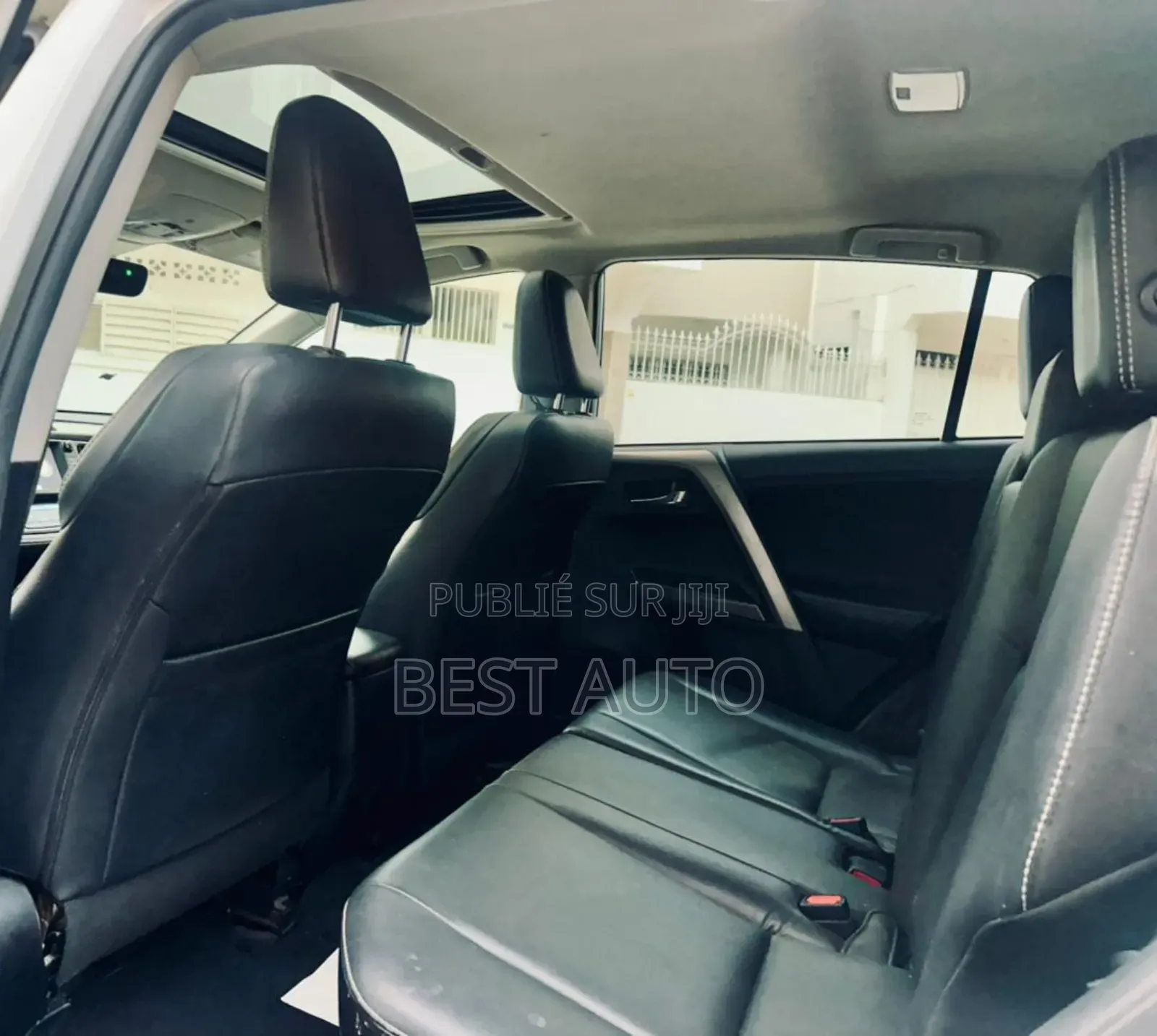 Toyota RAV4 2018 Blanc