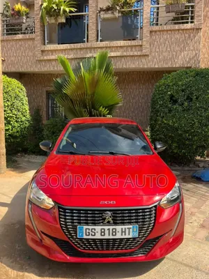 Peugeot 208 2023 Rouge