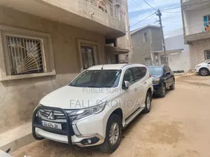 Mitsubishi Pajero 2019 Blanc
