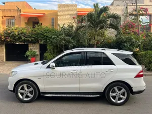 Mercedes-Benz M Class ML 350 4Matic 2012 Blanc