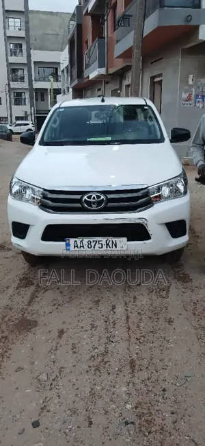 Toyota Hilux 2022 Blanc