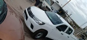 Toyota Hilux 2022 Blanc