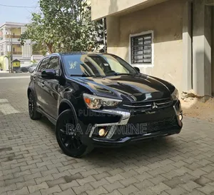 Mitsubishi Outlander LE FWD 2018 Black