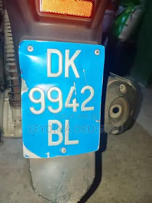 Honda Super Hawk 2019 Gris