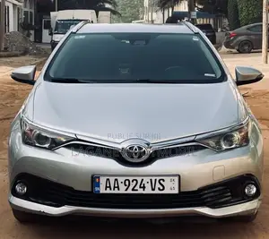 Toyota Auris 2017 Gris