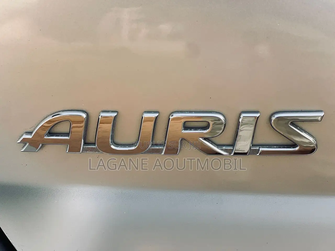 Toyota Auris 2017 Gris