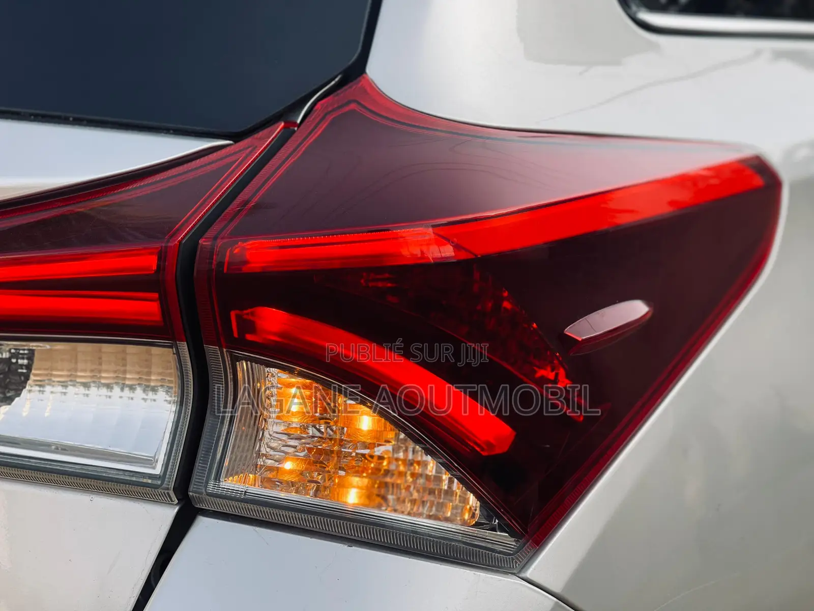 Toyota Auris 2017 Gris